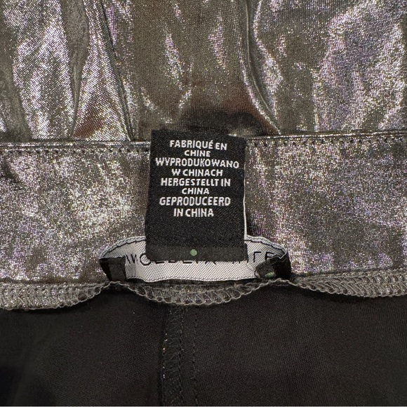 Sincerely Jules Shiny Silver Metallic Wide‎ Leg Pants - Picture 5 of 8